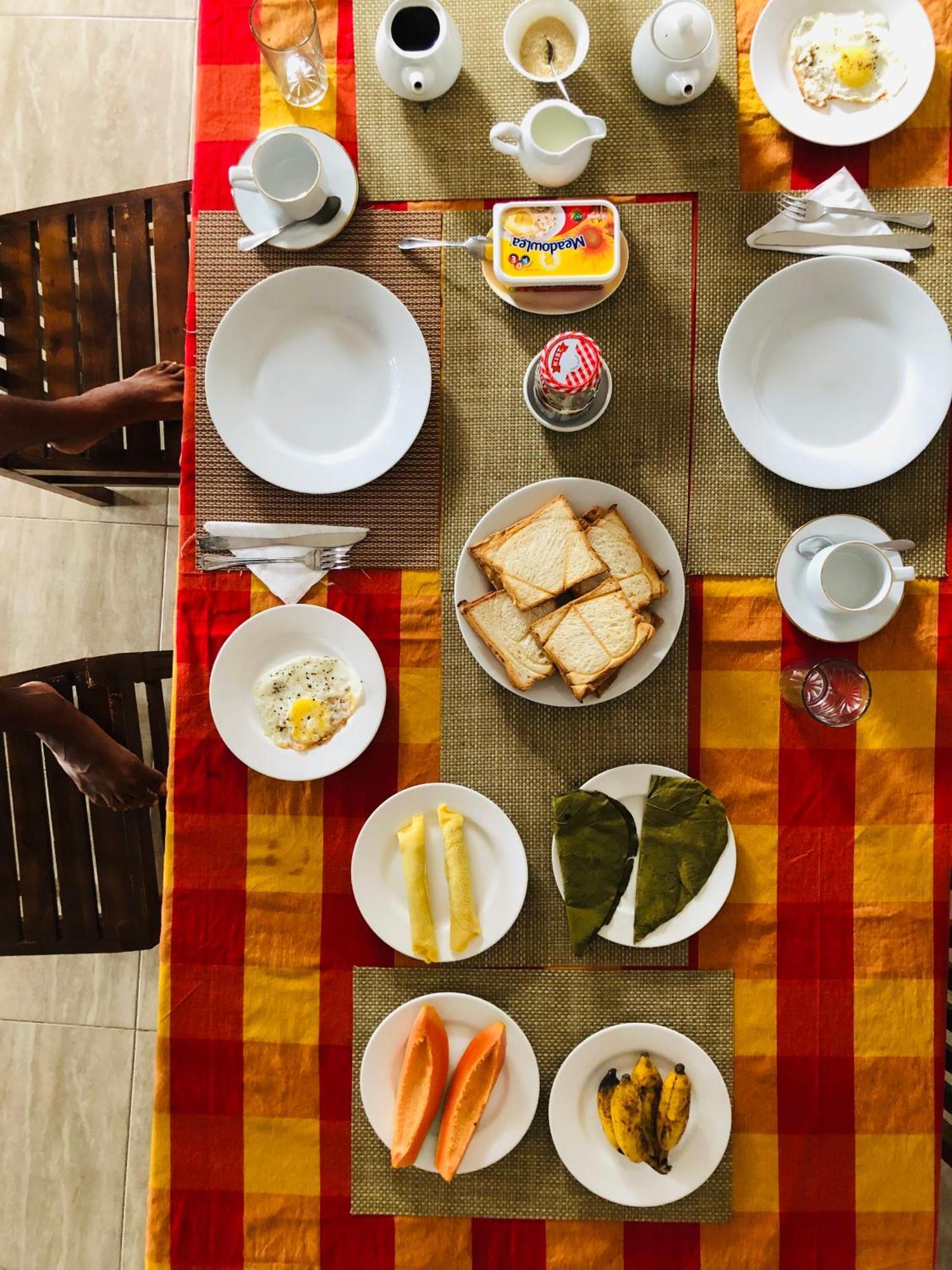 Kandy Dilruk Homestay ภายนอก รูปภาพ