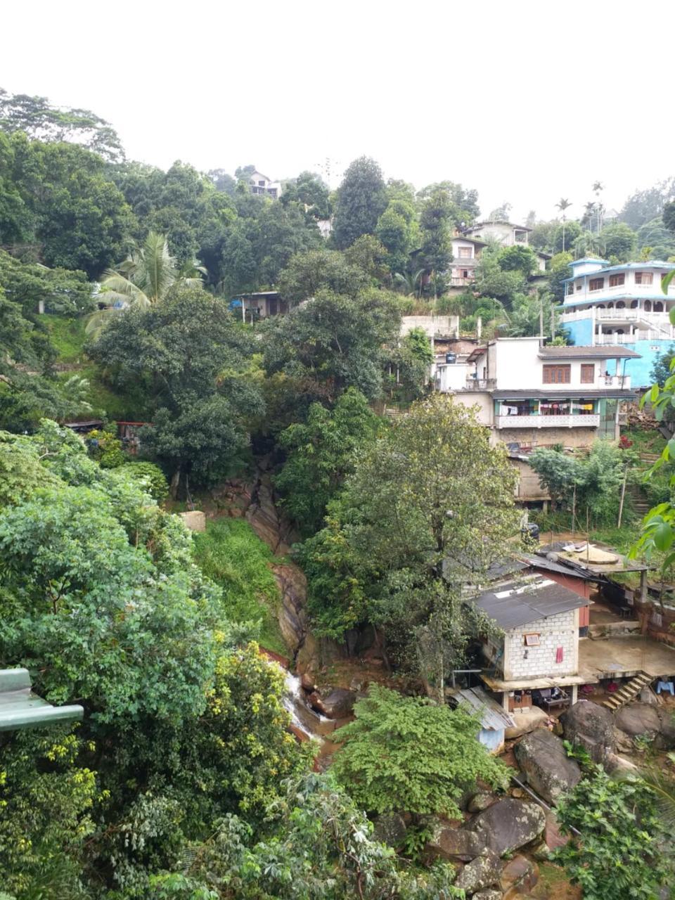 Kandy Dilruk Homestay ภายนอก รูปภาพ